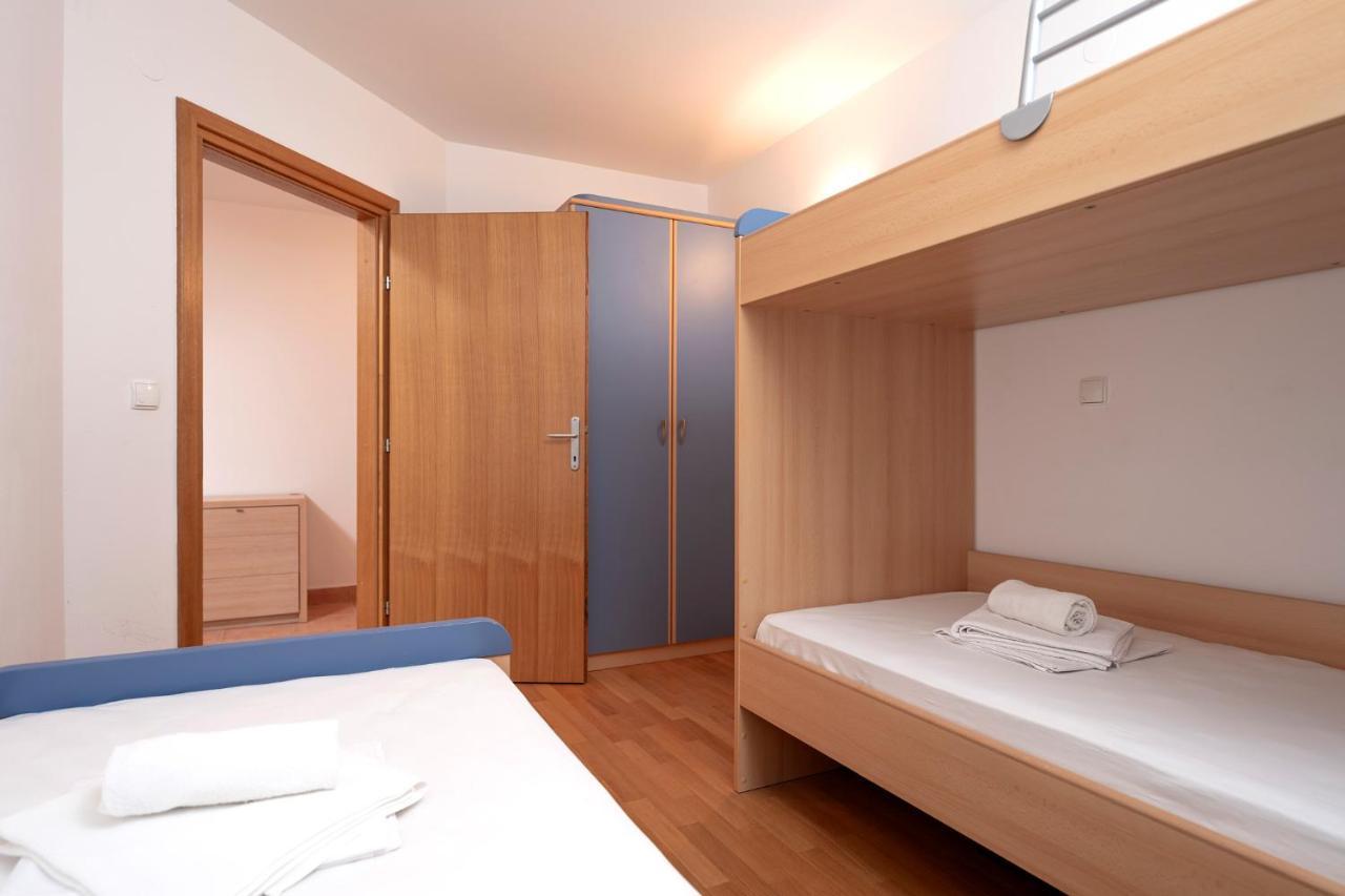 Villa Dalmatia Apartments Bol Exterior foto