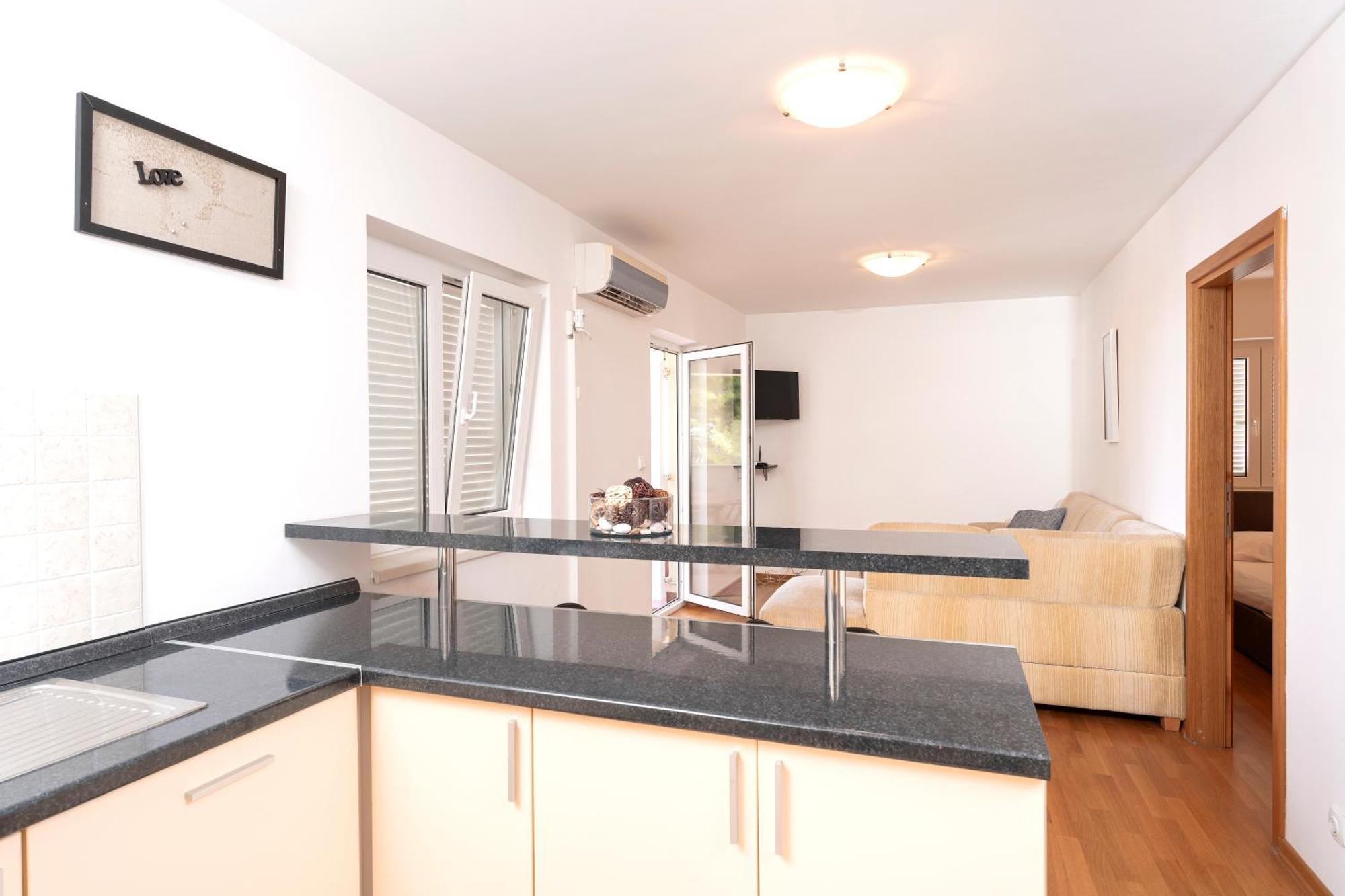 Villa Dalmatia Apartments Bol Exterior foto