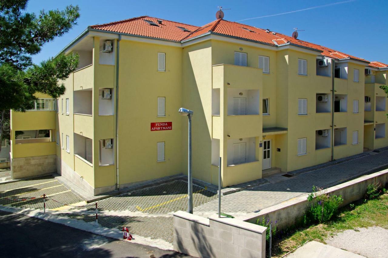 Villa Dalmatia Apartments Bol Exterior foto