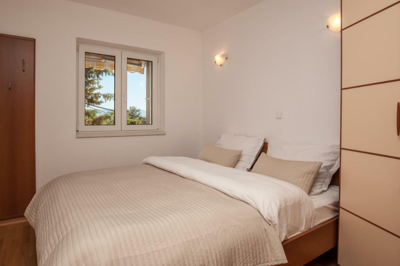 Villa Dalmatia Apartments Bol Exterior foto